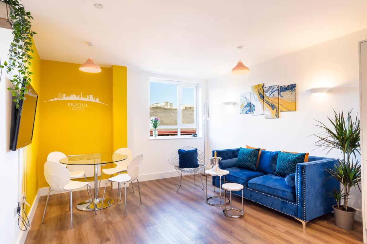 City Centre - Free Parking - Stylish 2 Bedroom Apartment Bristol Exterior photo