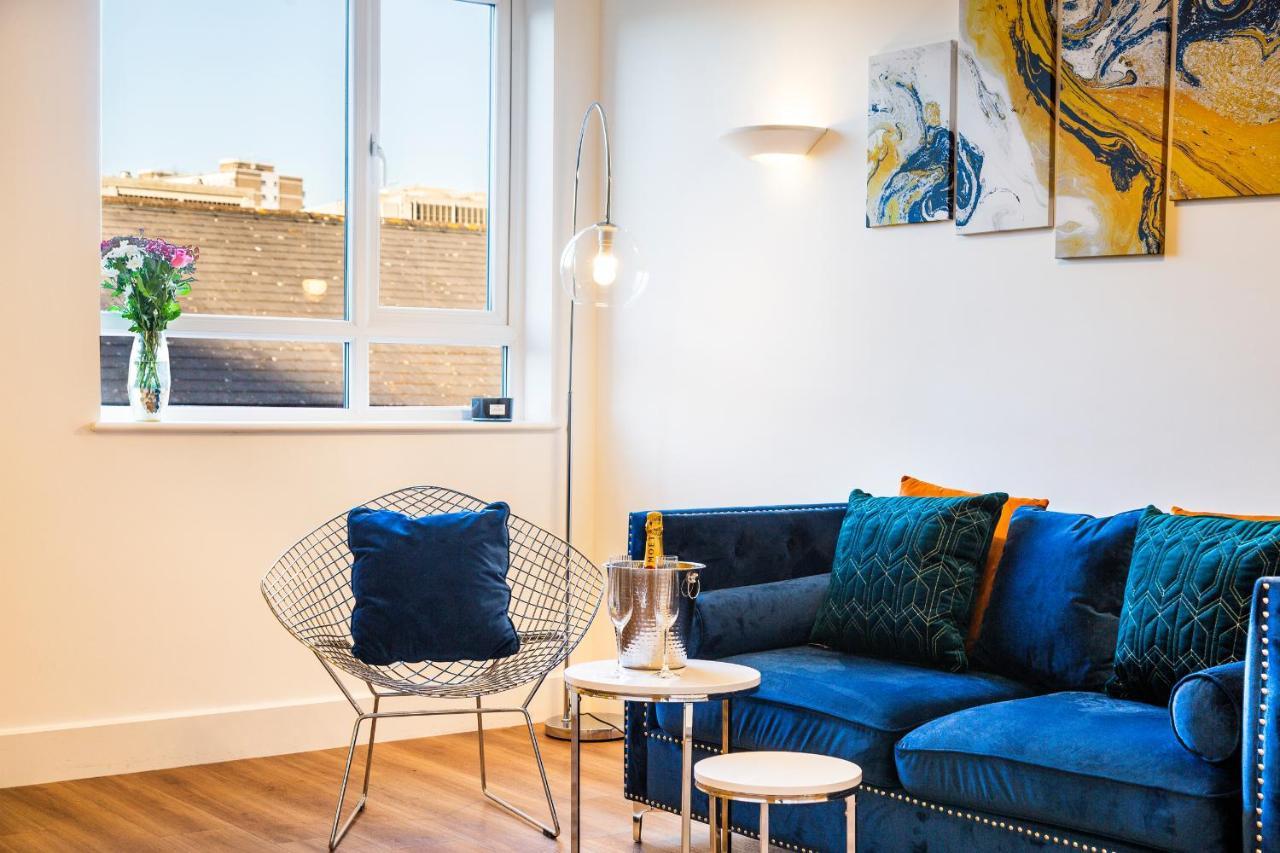 City Centre - Free Parking - Stylish 2 Bedroom Apartment Bristol Exterior photo